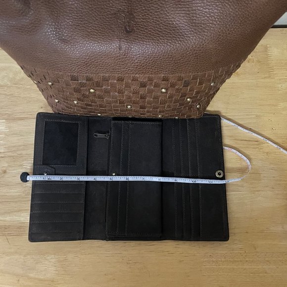 Basketweave leather purse and clutch wallet - Picture 2 of 6